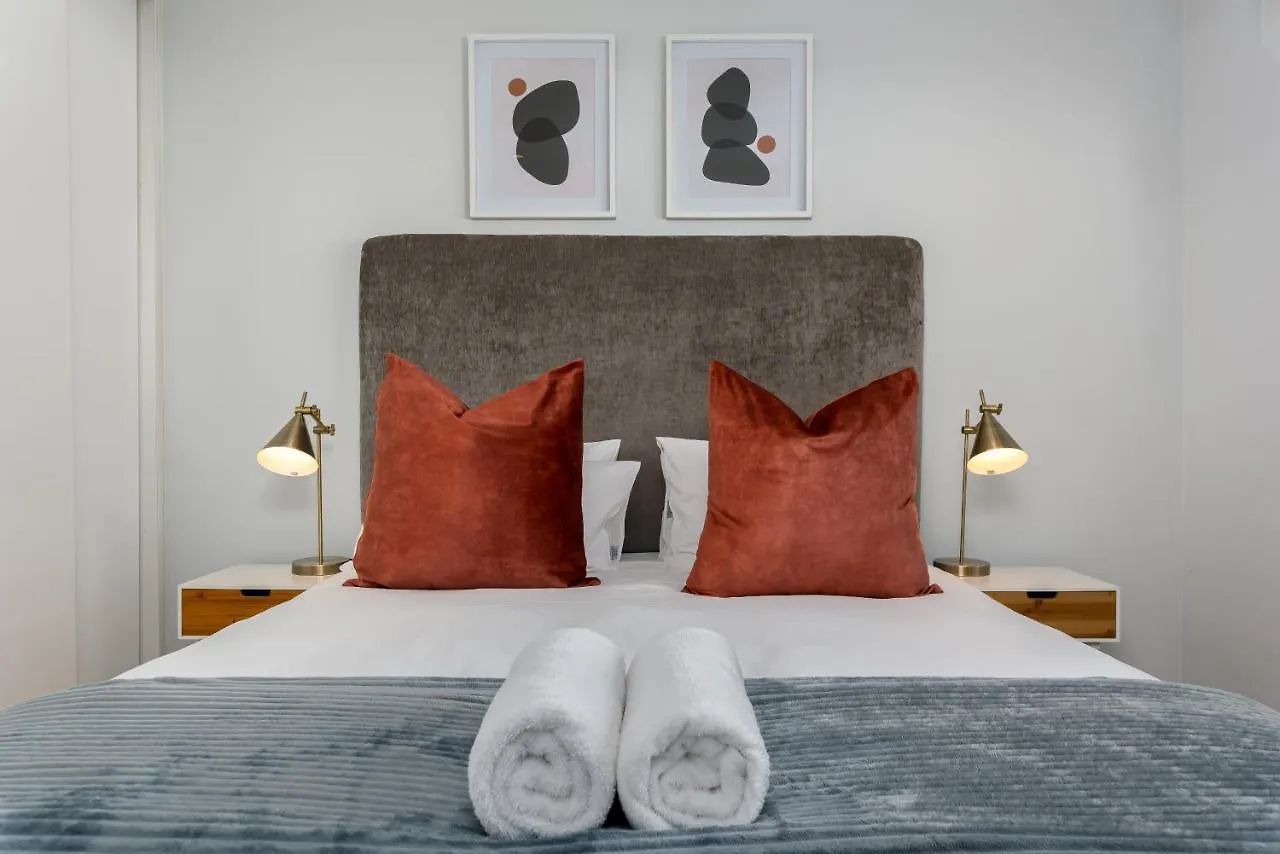 220 On Loop Luxury Apartments Cape Town